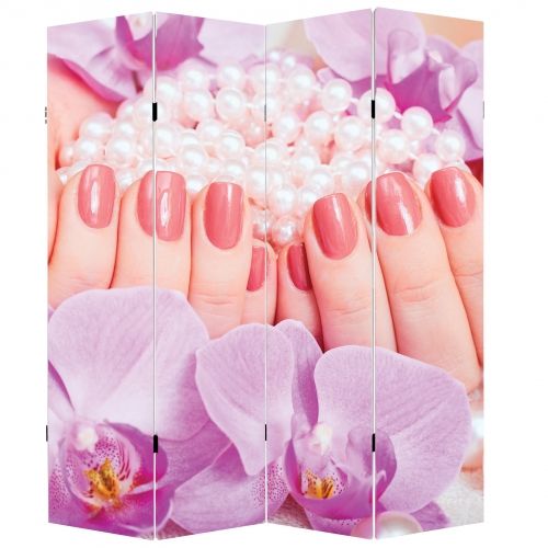 Screen beautiful manicure fior beauty salon